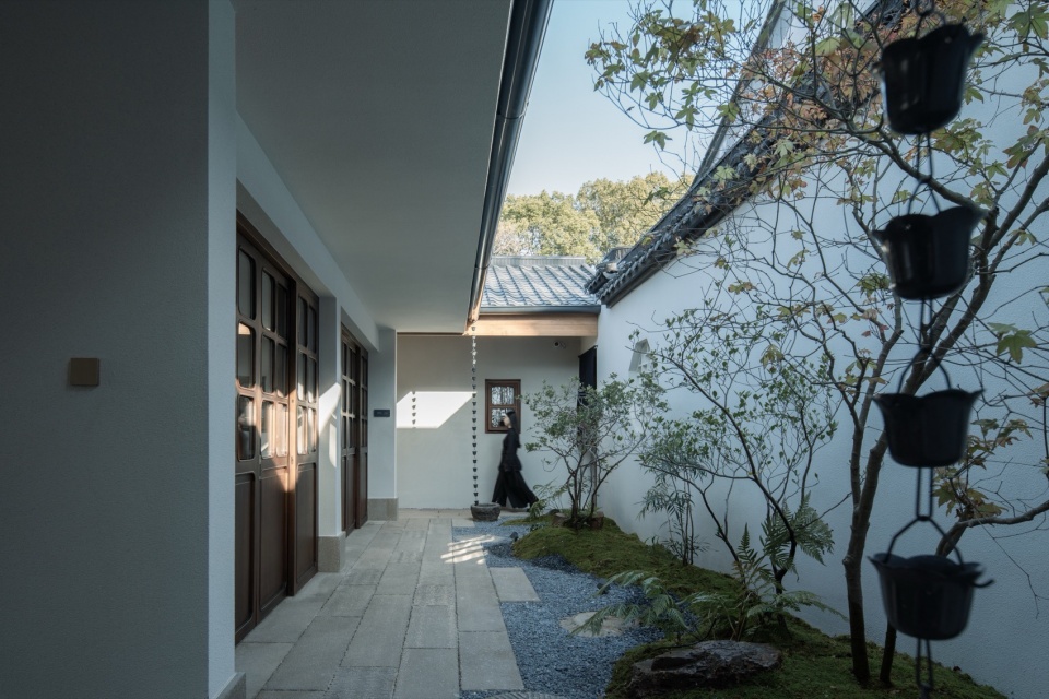 Hanshan Retreat by NOT A Studio