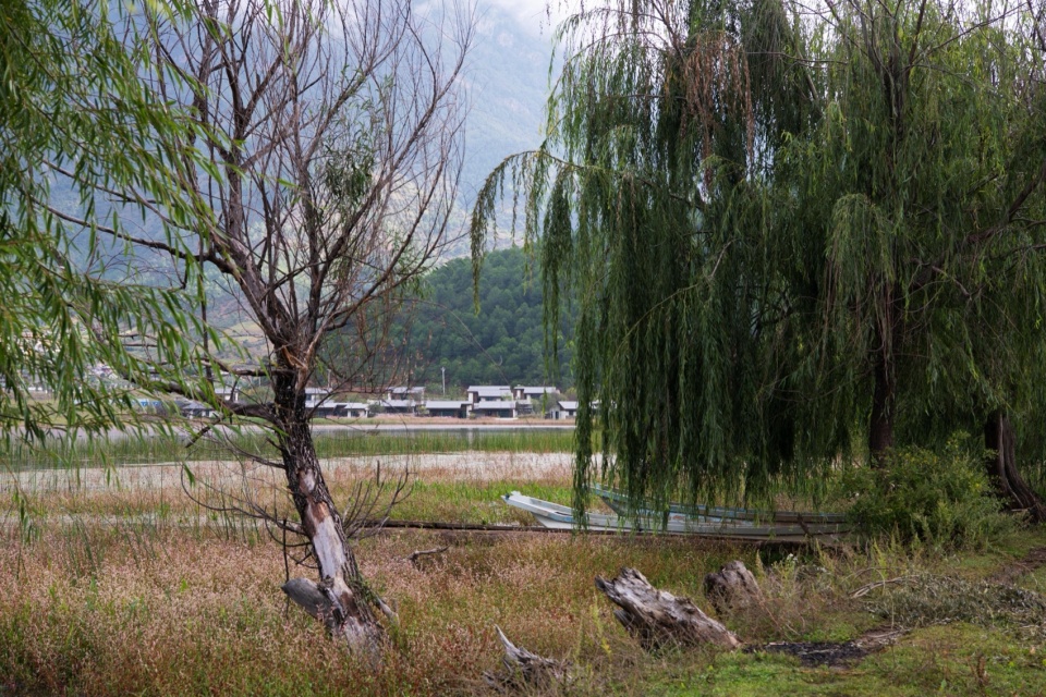 Lugu Lanyond Alpine Lake Retreat by Z scape