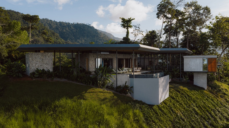 casa komorebi by studio saxe