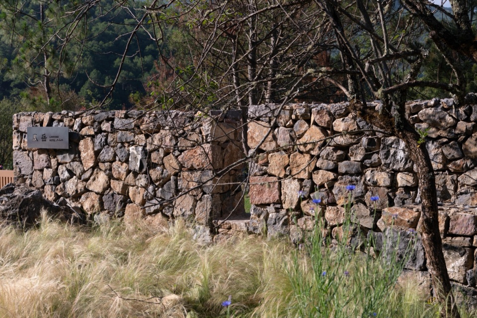 Lugu Lanyond Alpine Lake Retreat by Z scape