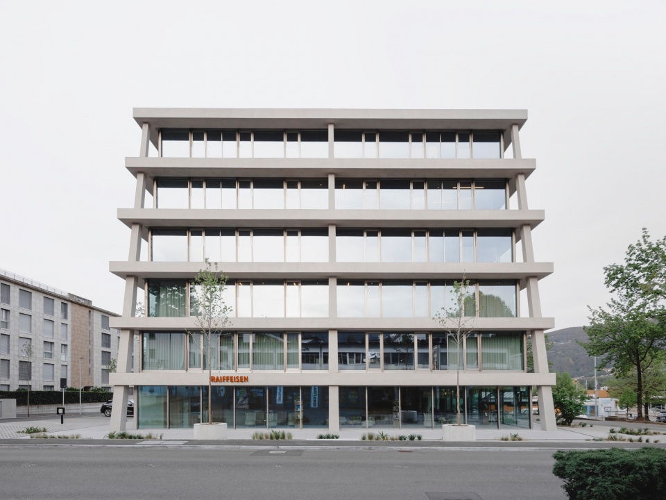 Raiffeisen Bank by Celoria Architects