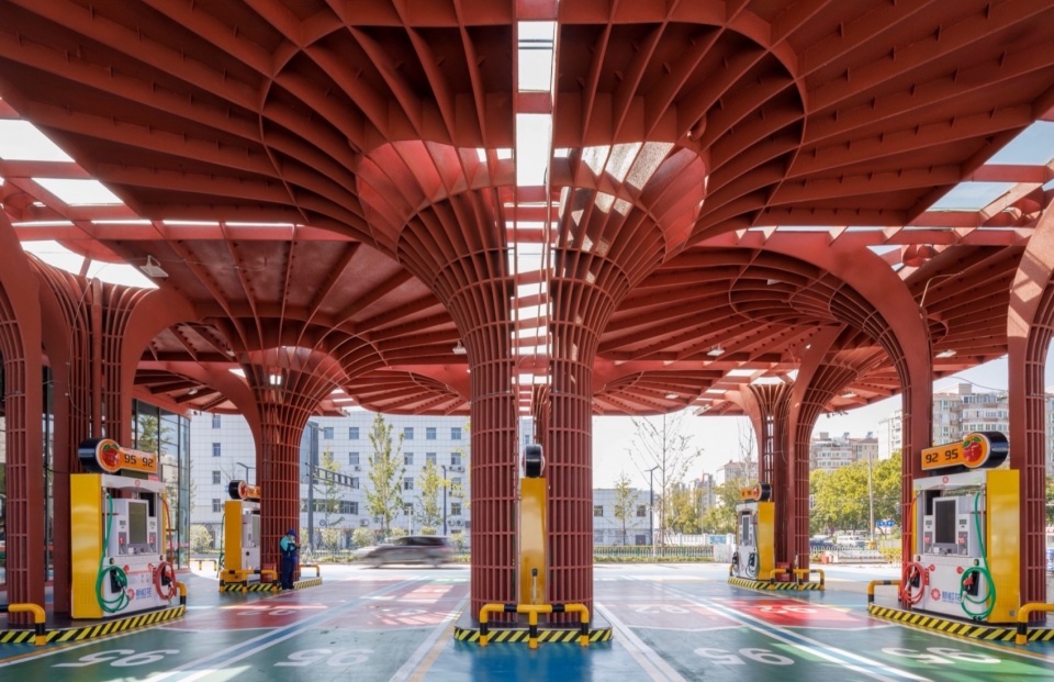 加油机与结构结合 Integration of Fuel Dispensers with the Structure
