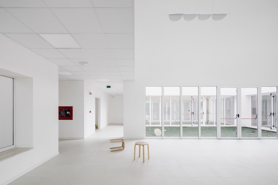 New Nursery School by Studio Associato di Architettura LERUA