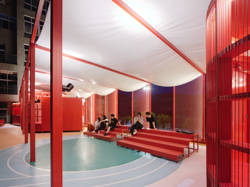 可移动阶梯与社区聚集 Movable Stepped Seating and Community Gathering ©梅可嘉