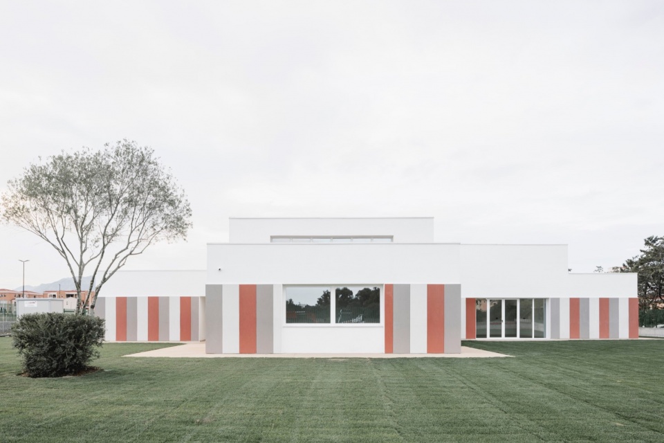 New Nursery School by Studio Associato di Architettura LERUA dxu