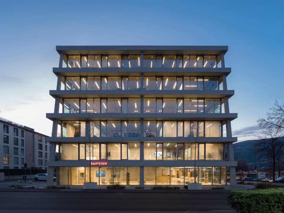 Raiffeisen Bank by Celoria Architects