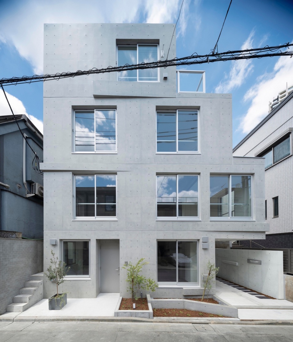Escenario Hanabusayama by Ryuichi Sasaki Architecture
