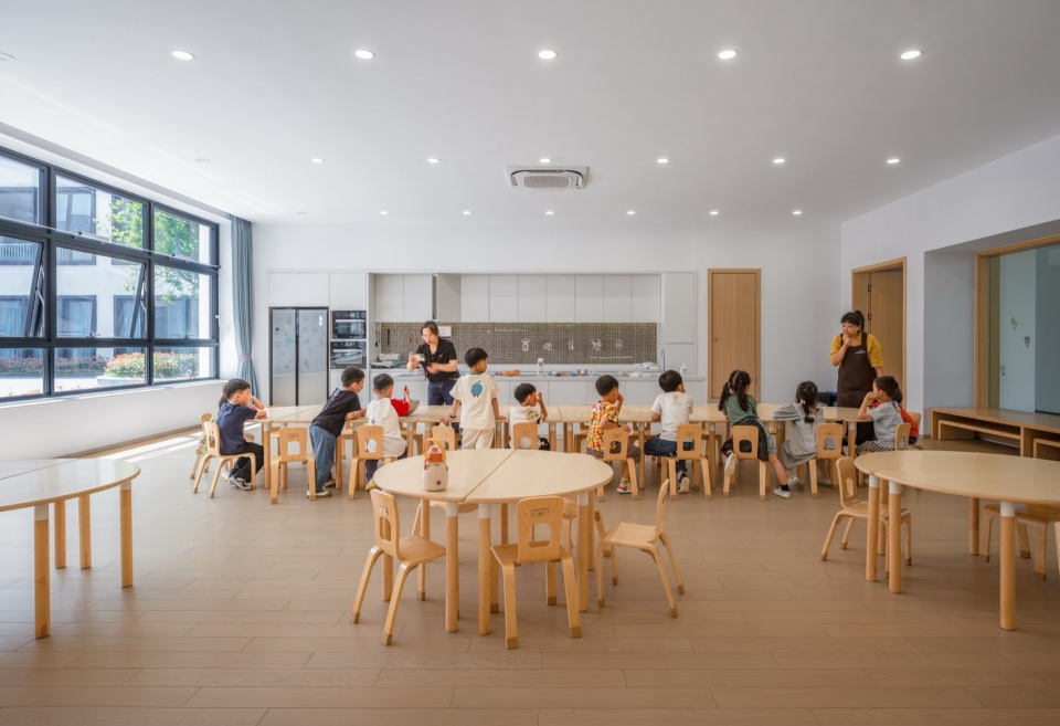 Shanghai Foreign Language School Affiliated To Sisu Hangzhou by Dplus studio