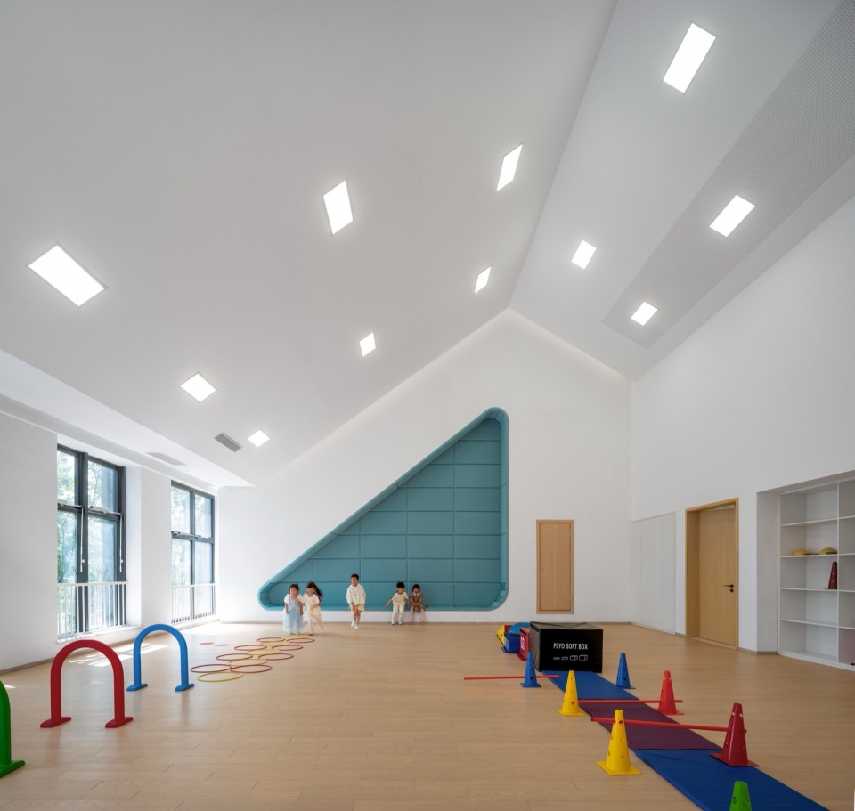 Shanghai Foreign Language School Affiliated To Sisu Hangzhou by Dplus studio
