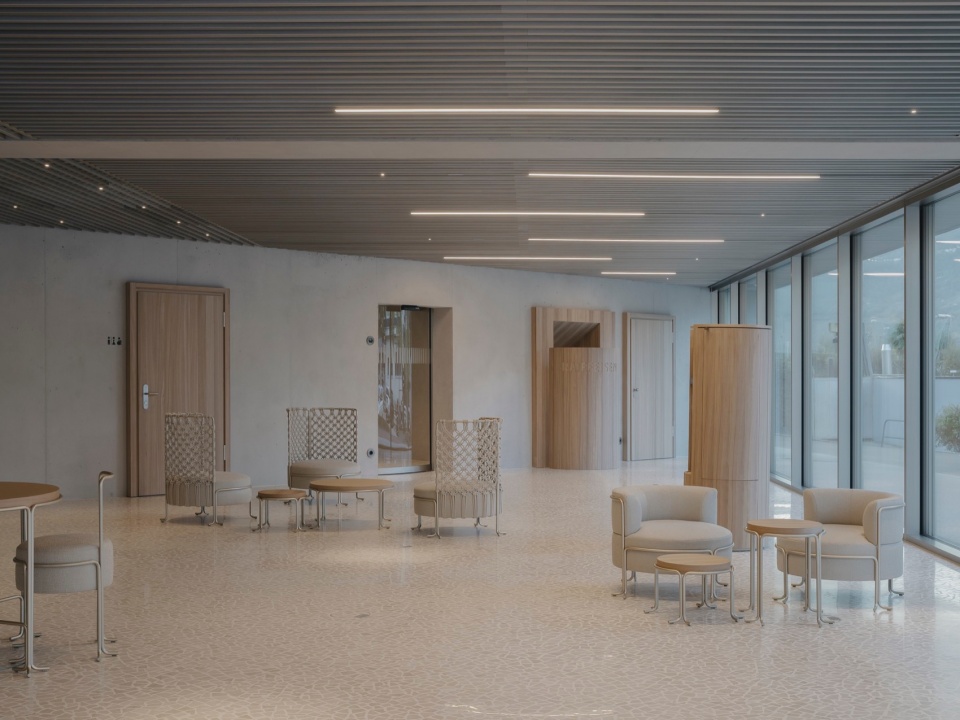 Raiffeisen Bank by Celoria Architects