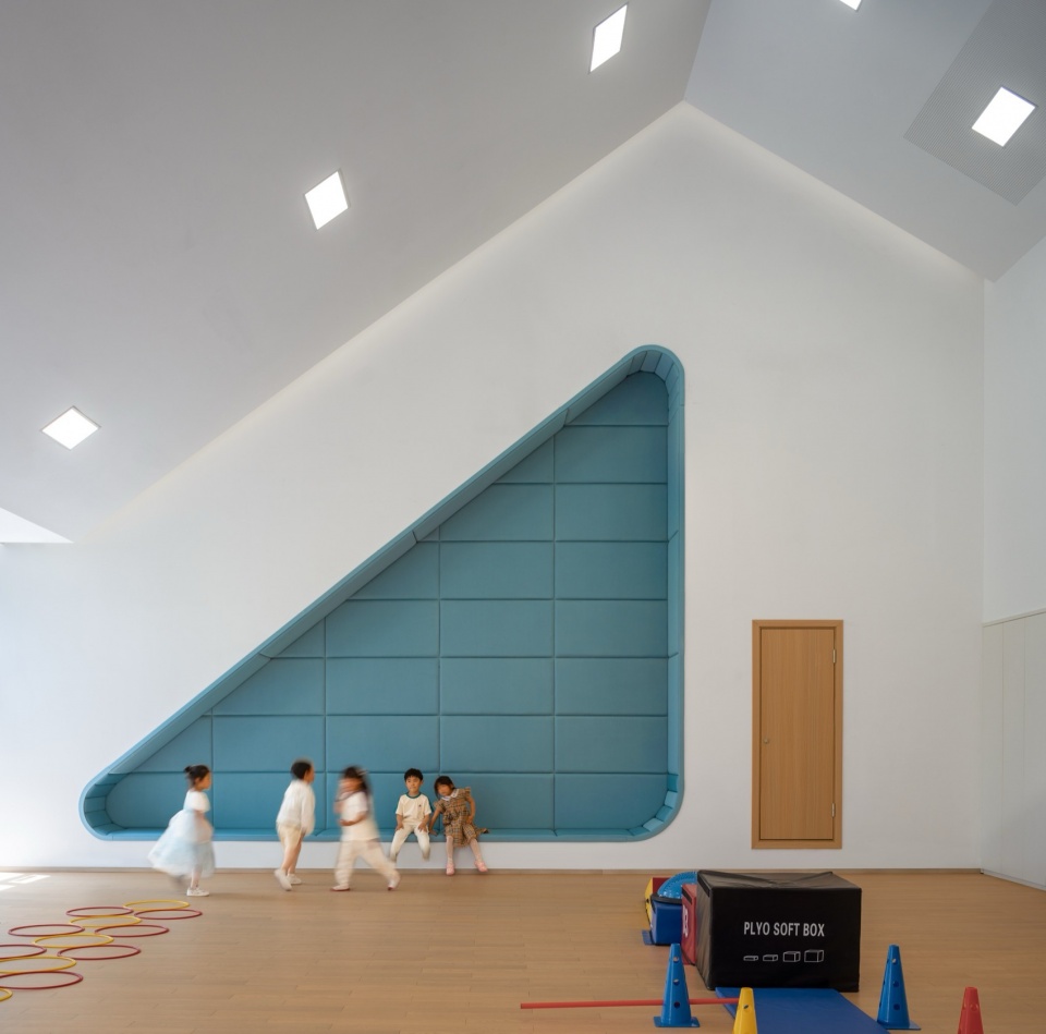 Shanghai Foreign Language School Affiliated To Sisu Hangzhou by Dplus studio