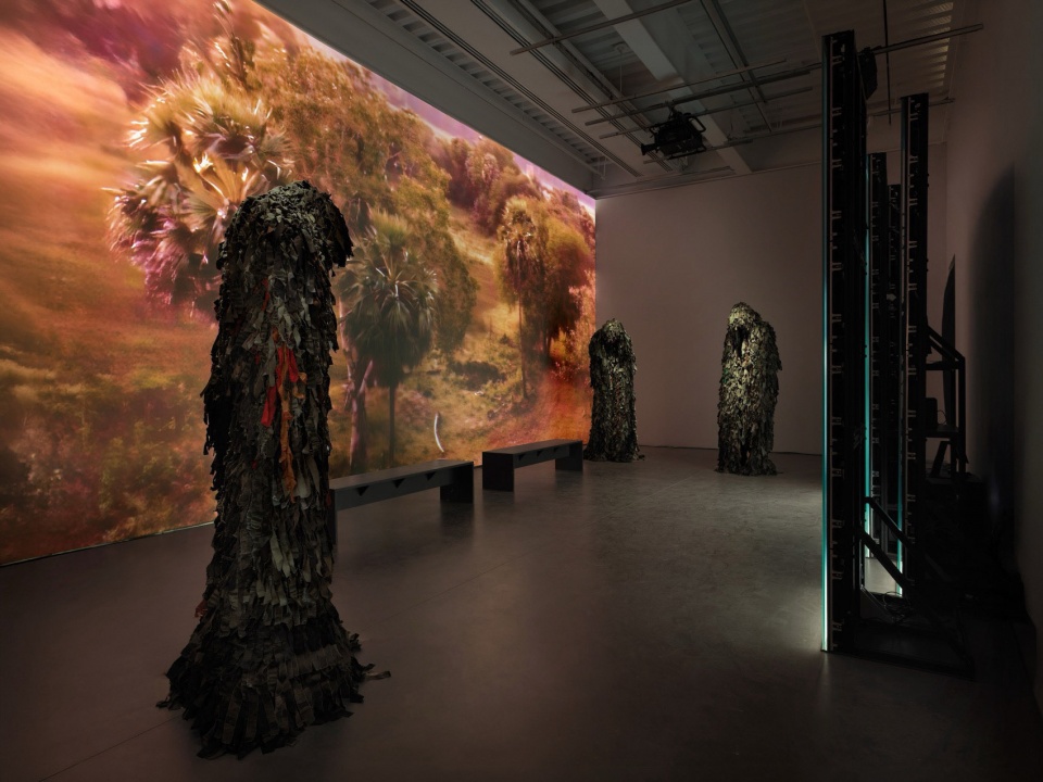 New expansion connected to the existing museum at 235 Bowery by OMA 拷贝