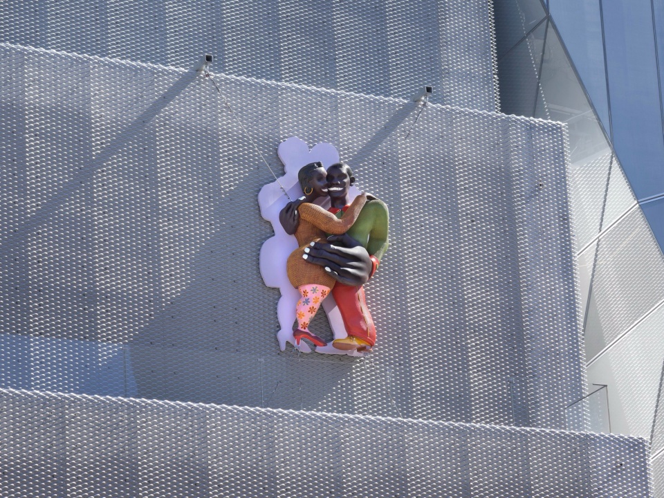 New expansion connected to the existing museum at 235 Bowery by OMA 拷贝