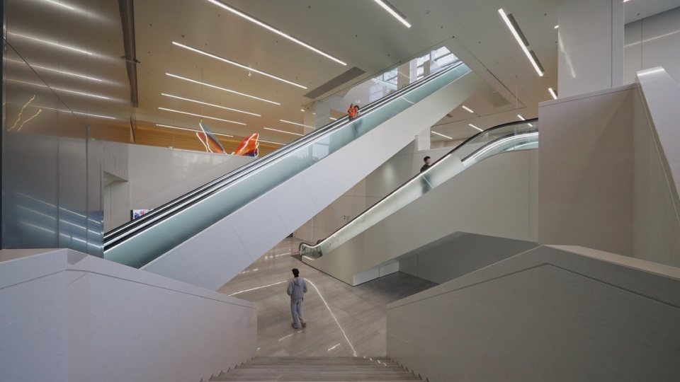 Antuoshan Public Cultural Center by HHD Shenzhen Huahui Design