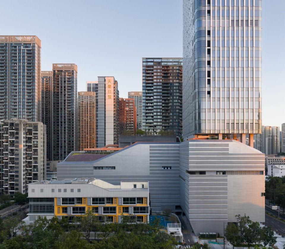 Antuoshan Public Cultural Center by HHD Shenzhen Huahui Design