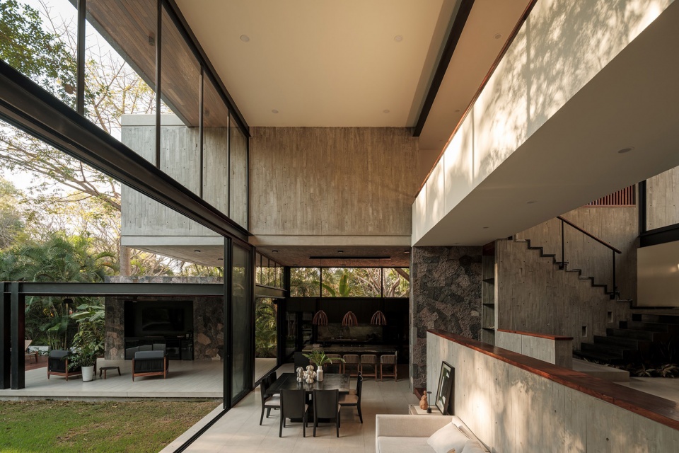 Casa Akama 16 6ob