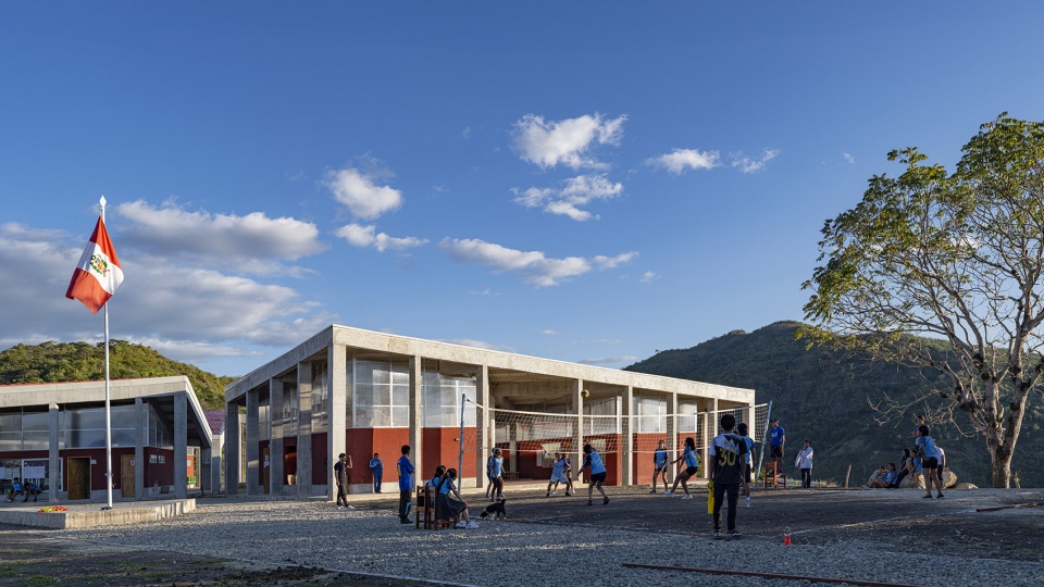 THE MIRADOR SCHOOL 15