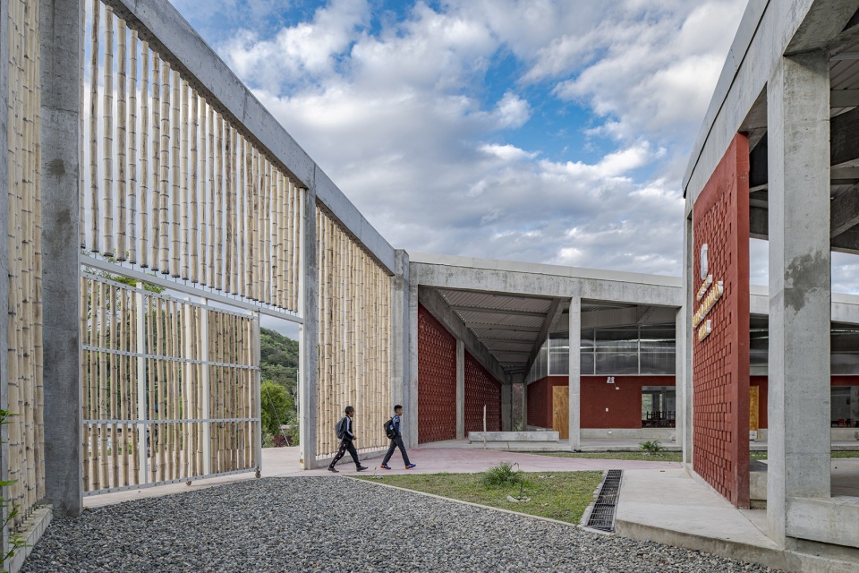THE MIRADOR SCHOOL 6