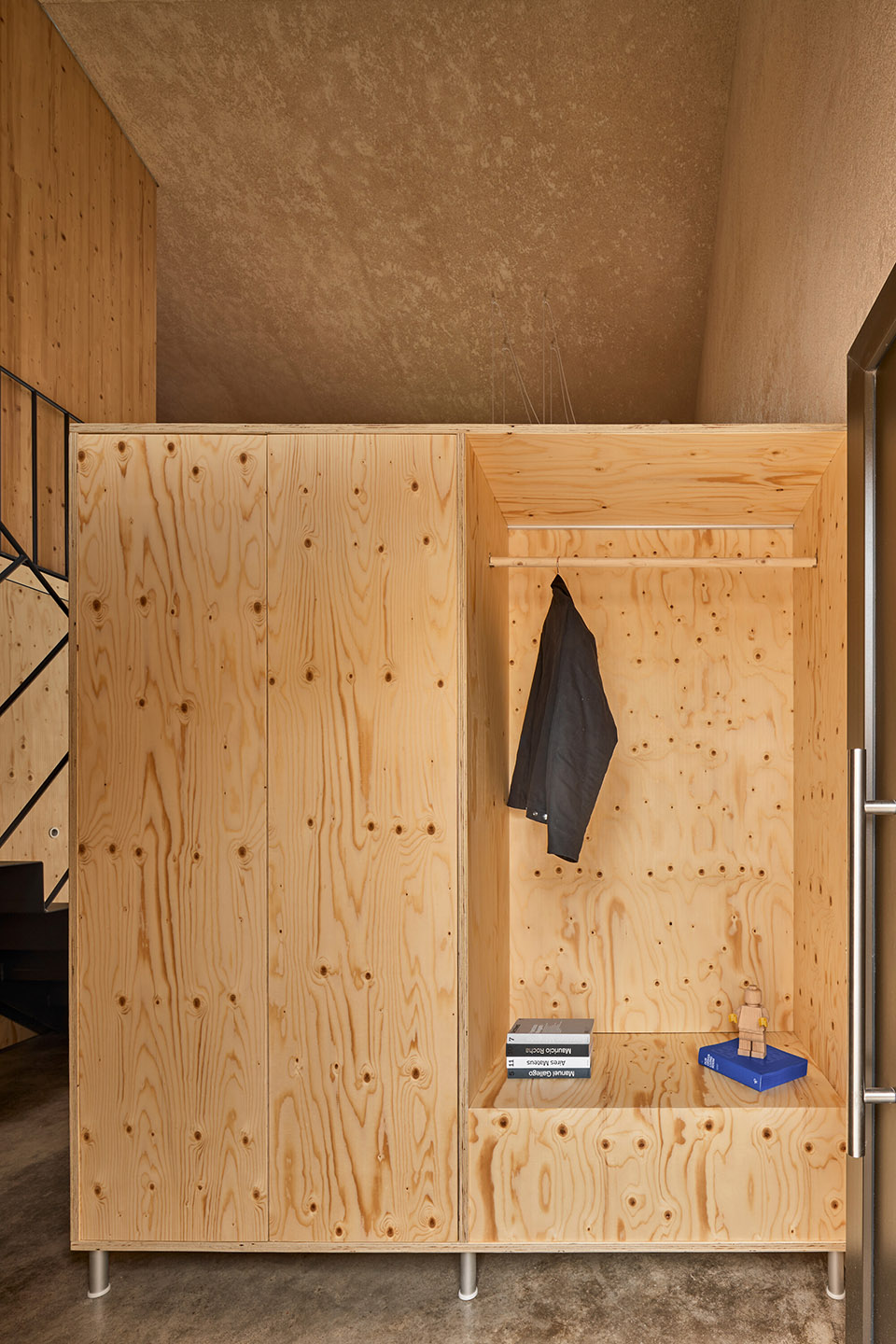 made v house within a house javier bravo 24 拷贝