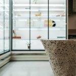 塑料盒-Akelarre 超市，西班牙 / Minimal Studio