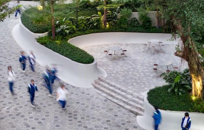Guangzhou Nanfang College Panyu Middle School Landscape Renovation by Ballistic Architecture Machine (BAM)
