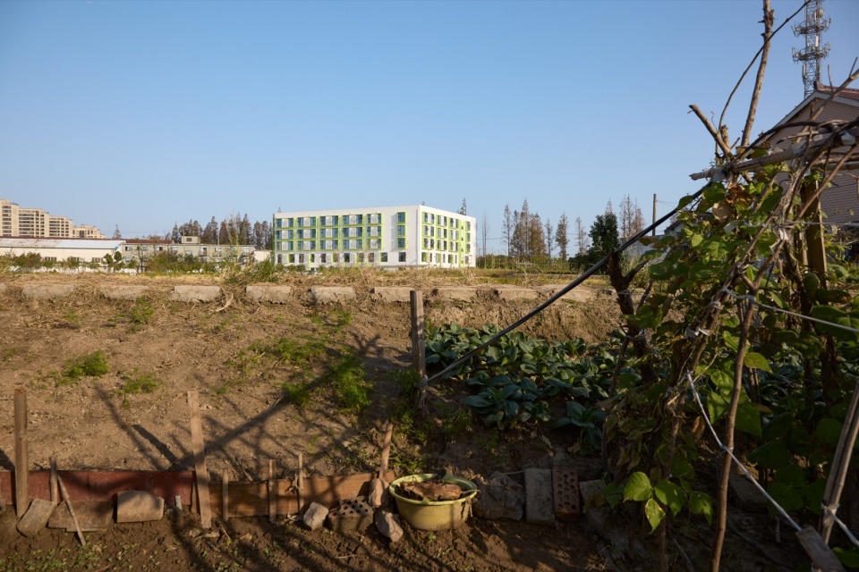 qunle village youth community by lm