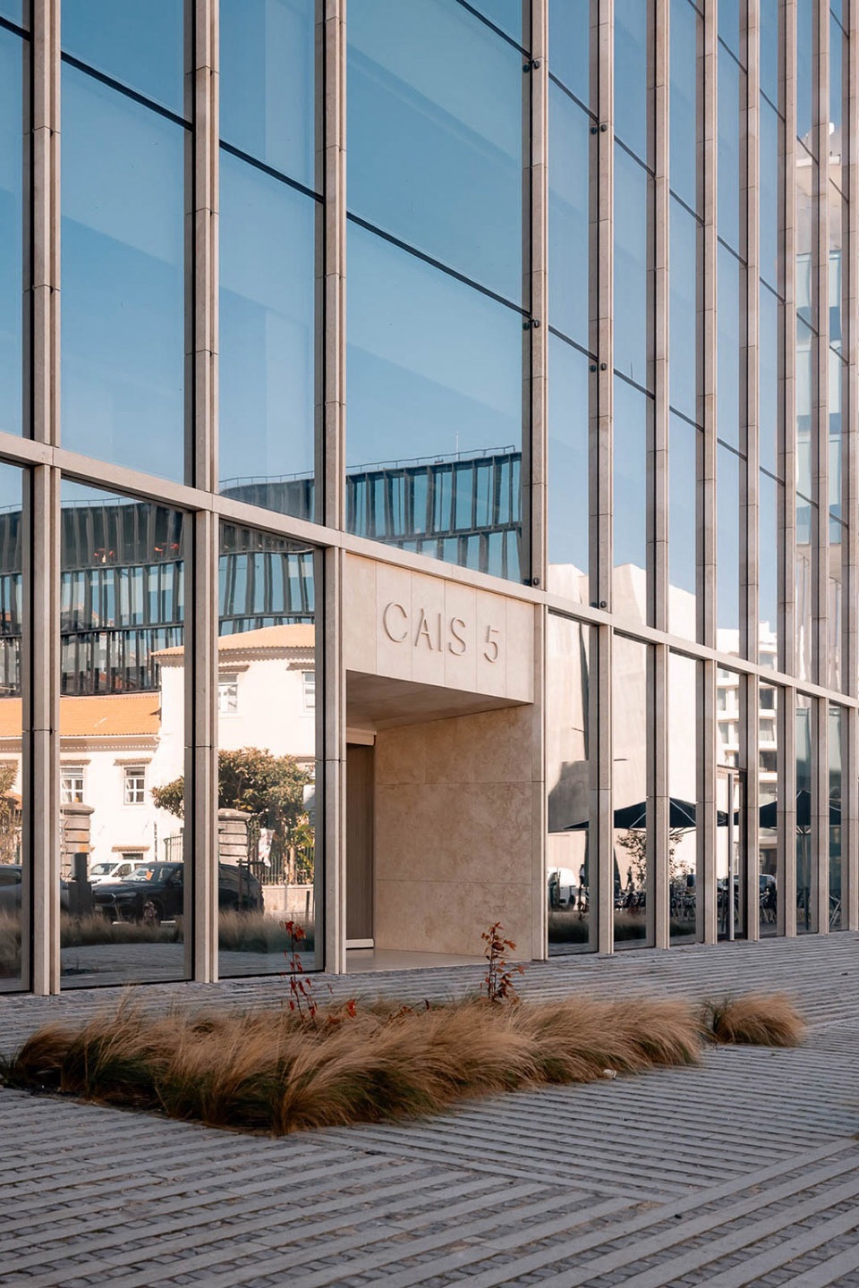 CAIS 5 by Contacto Atlantico