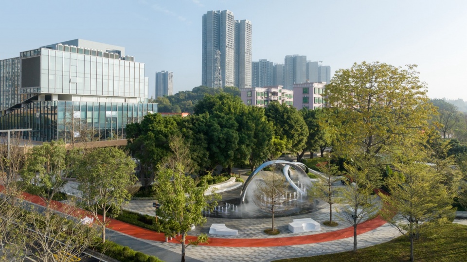 Guangzhou Huangpu New Town 101 Banyan Park by ROXin Design