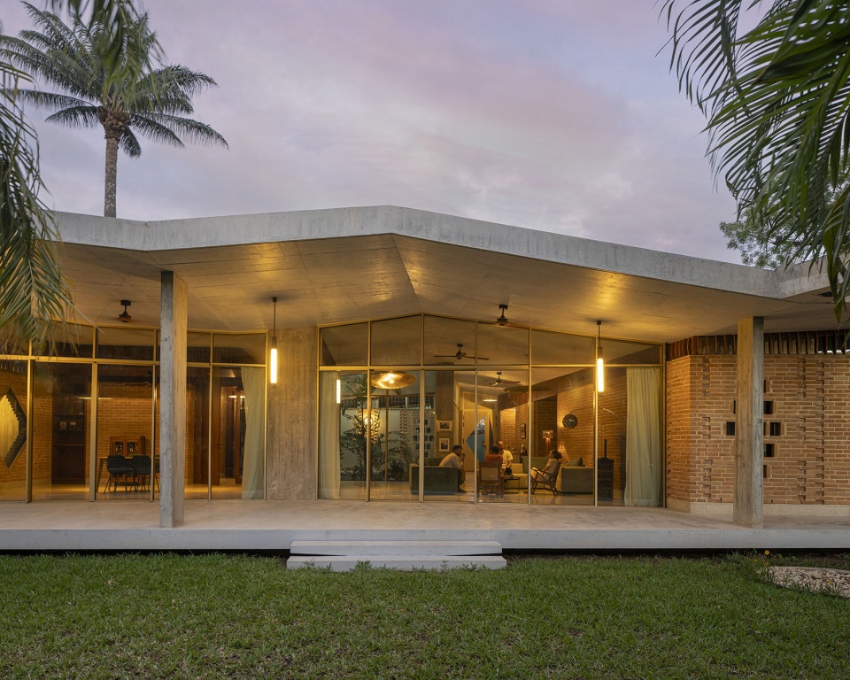 VILLA CROCODILE