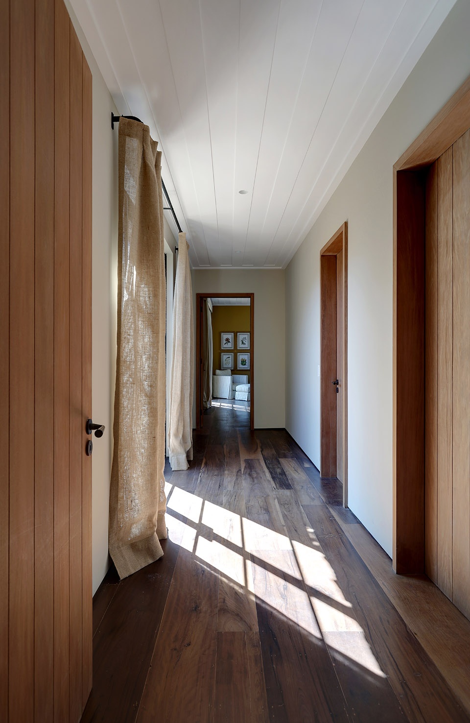 loc country house by dado castello branco arquitetura