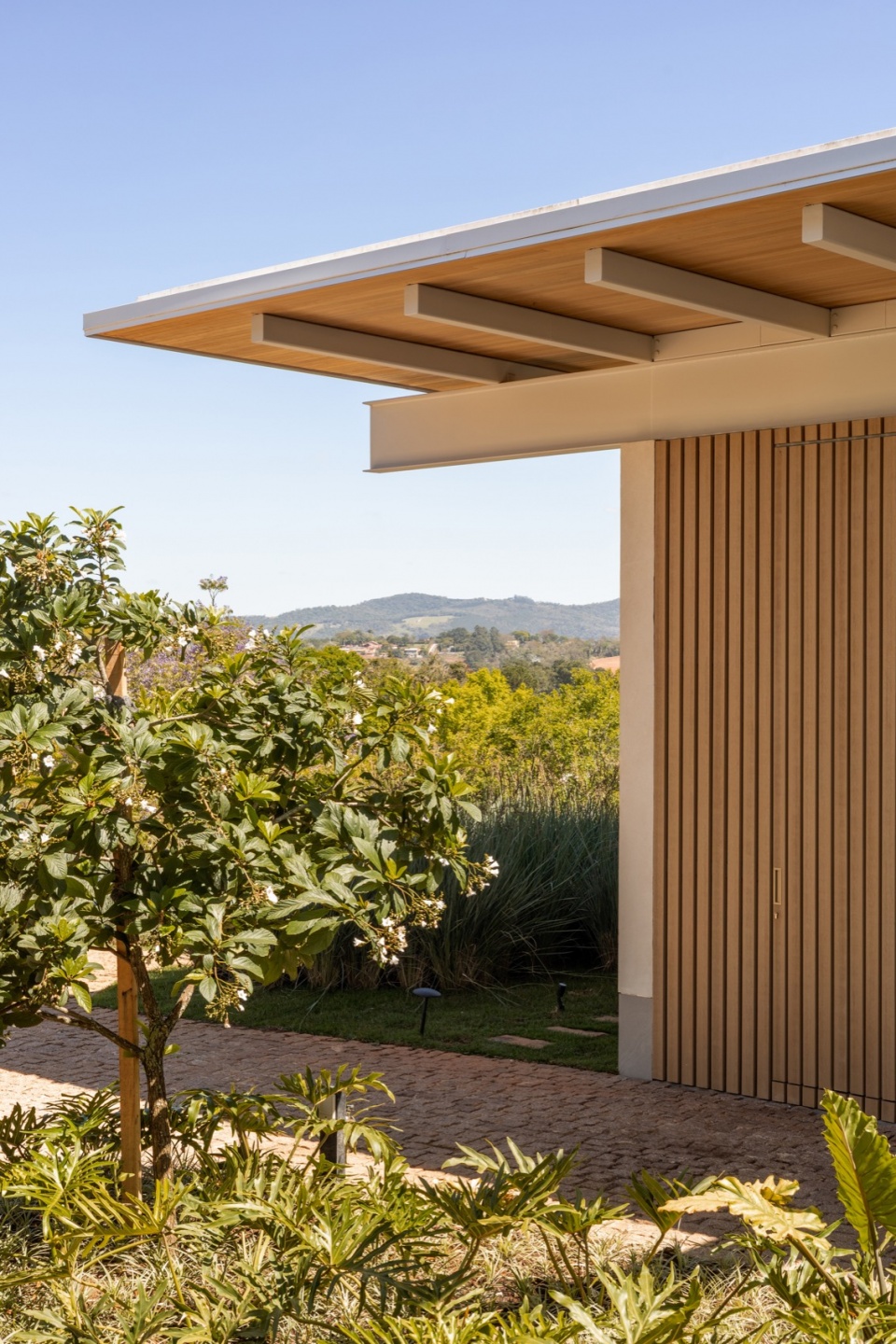 jl residence by kiko castello branco