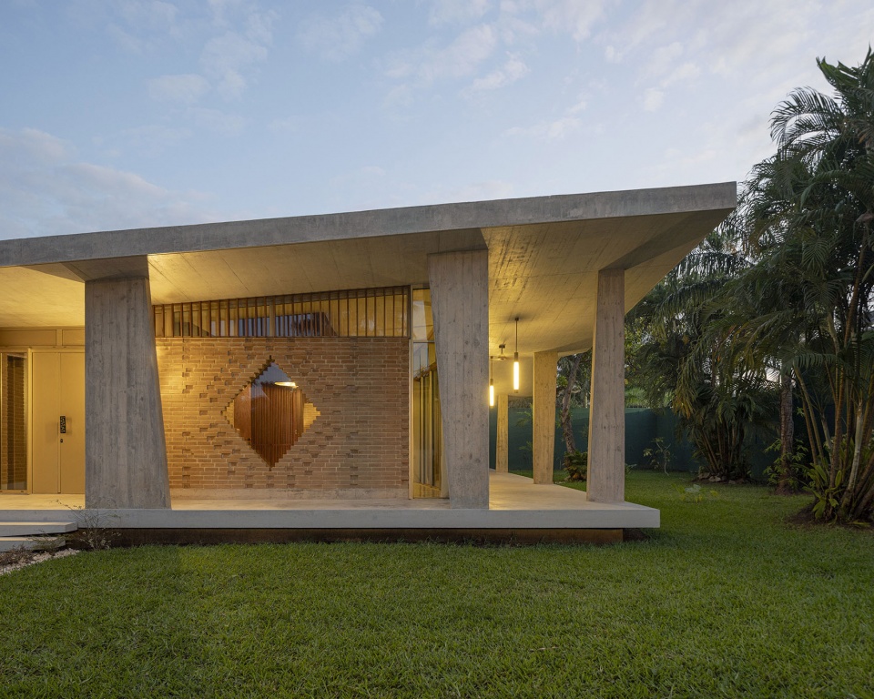 VILLA CROCODILE