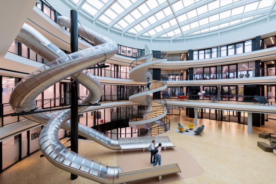 philo science center at institut le rosey by bernard tschumi architects