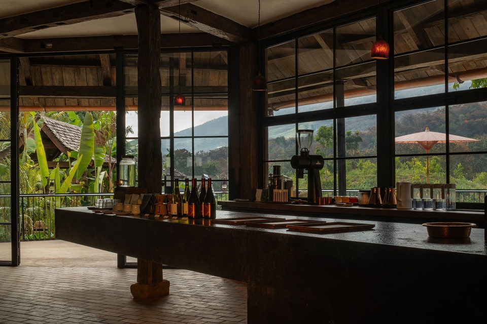 Remote Island COFFEE Rainforest Hostel