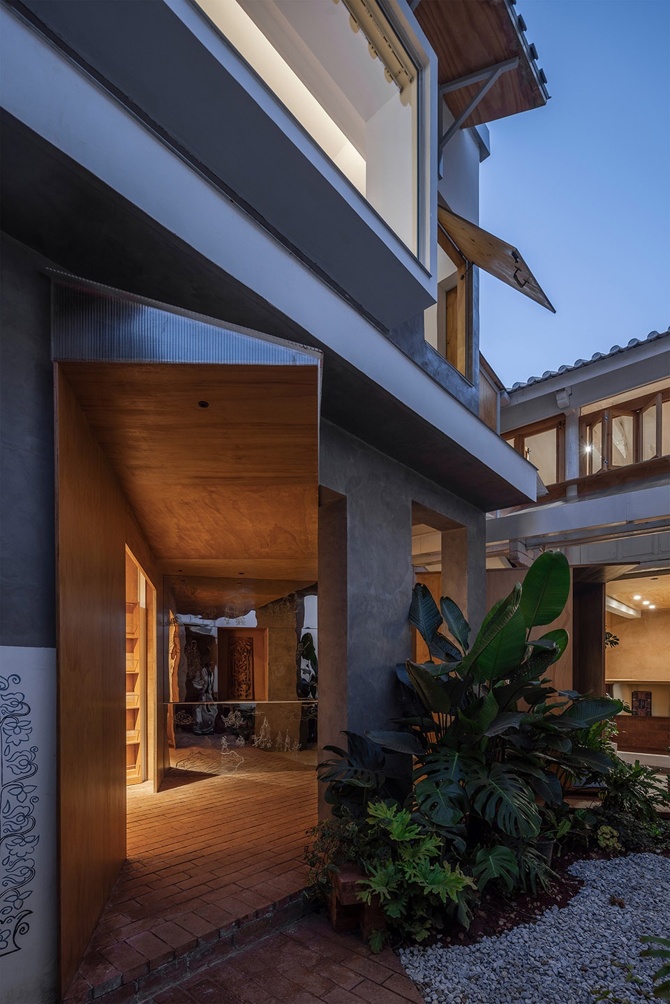 vigorous blooms courtyard by edge architects