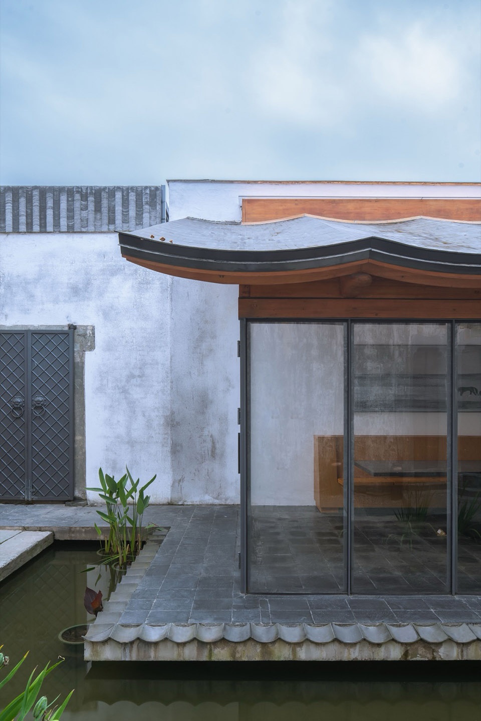 Courtyard G by Atelier LAI