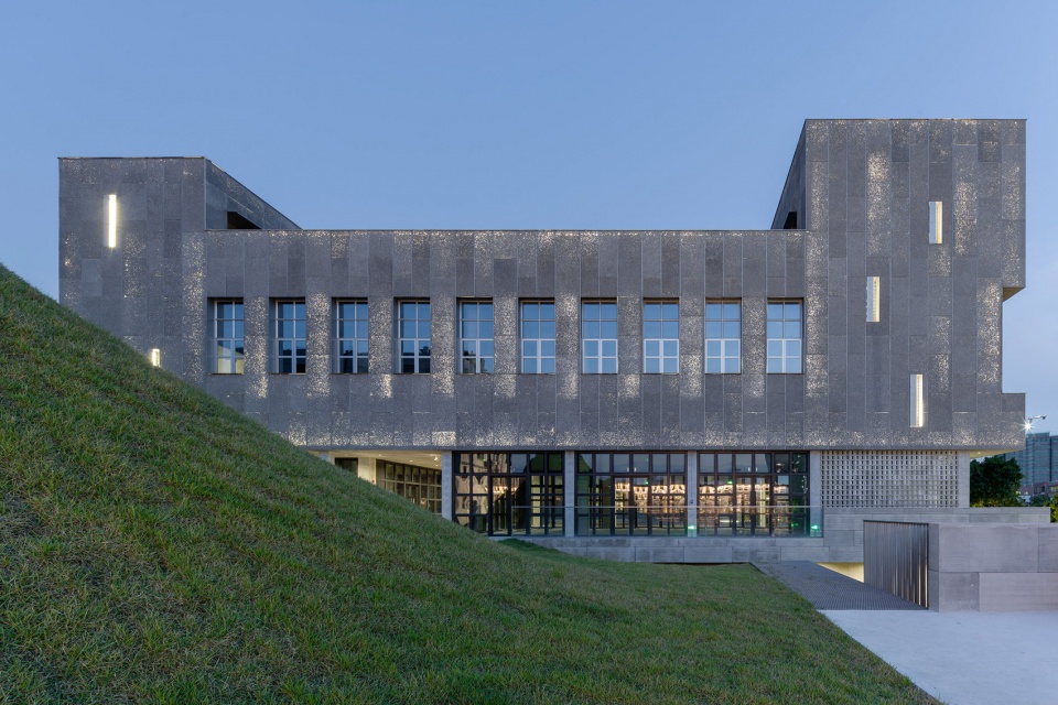 renovation design of distillery by atelier cns