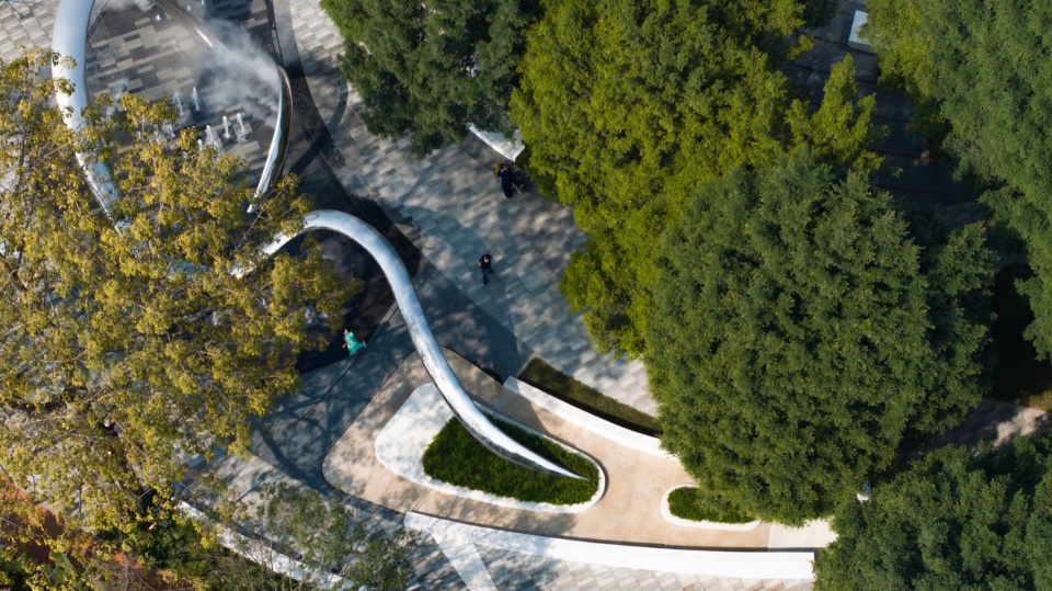 Guangzhou Huangpu New Town 101 Banyan Park by ROXin Design