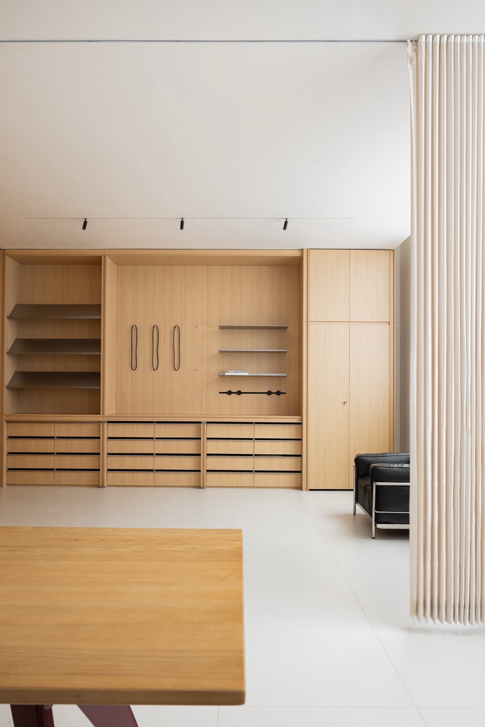 REXON SPACE The X by ByoArc Studio