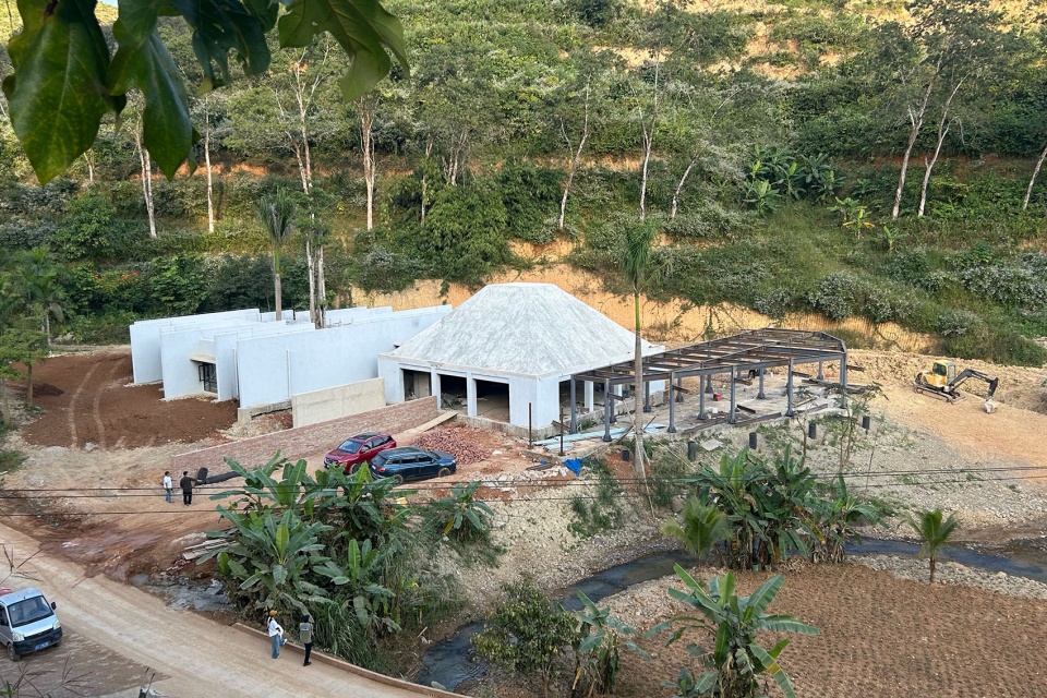 Remote Island COFFEE Rainforest Hostel