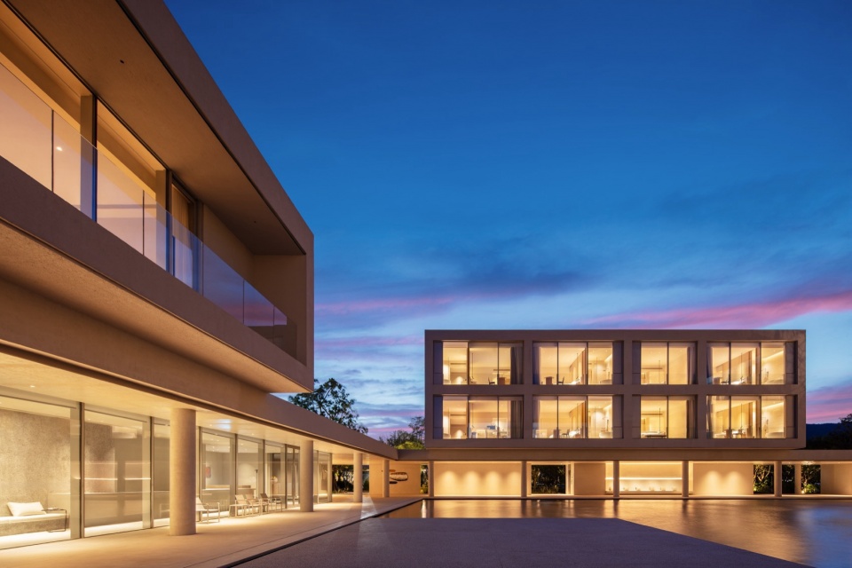 Riyue Bay Yuyue Artia Hotel by BLUE Architecture Studio