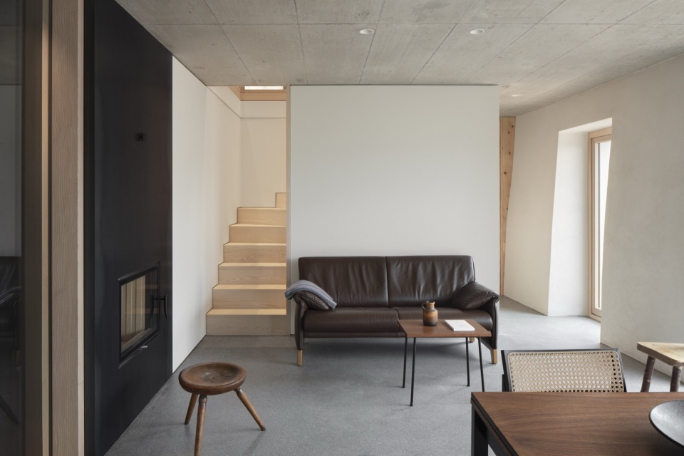 house jcm by ralph germann architectes