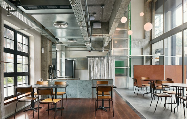 春台Spring Patio餐厅，成都 / 一门社 