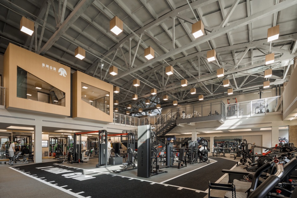 Xpark Zhengzhou Youma Space by WeLive Architects