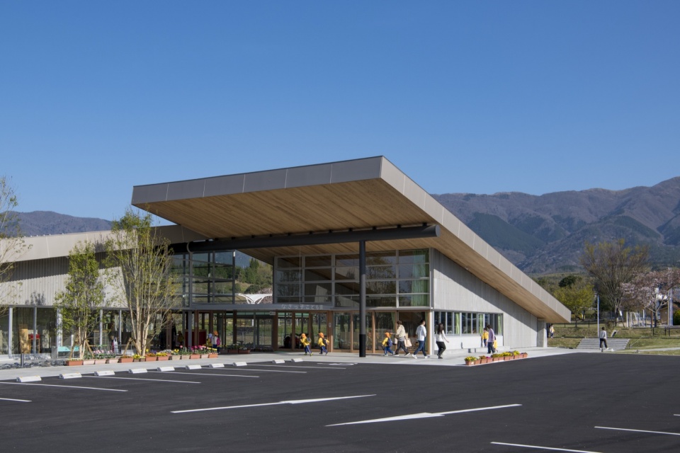 nagikko kindergarten by mount fuji architects studio