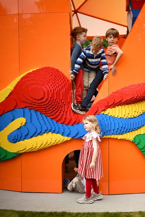 play pavilion by peter cook studio crablab