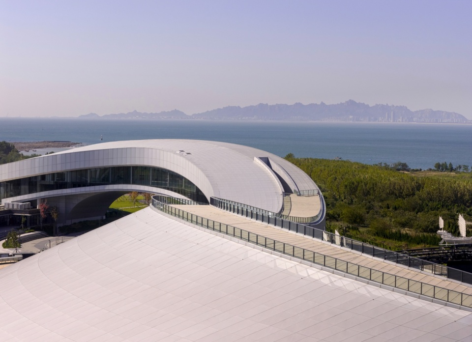 qingdao tangdao bay art center by oi architects