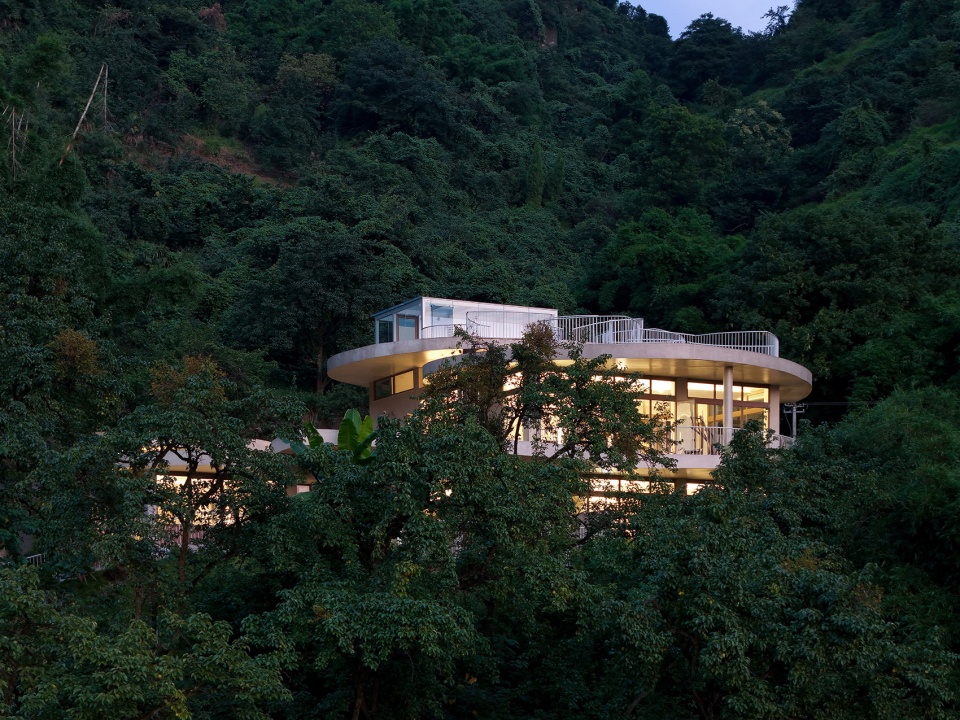 buzzy sunny feixue pavilion by archermit