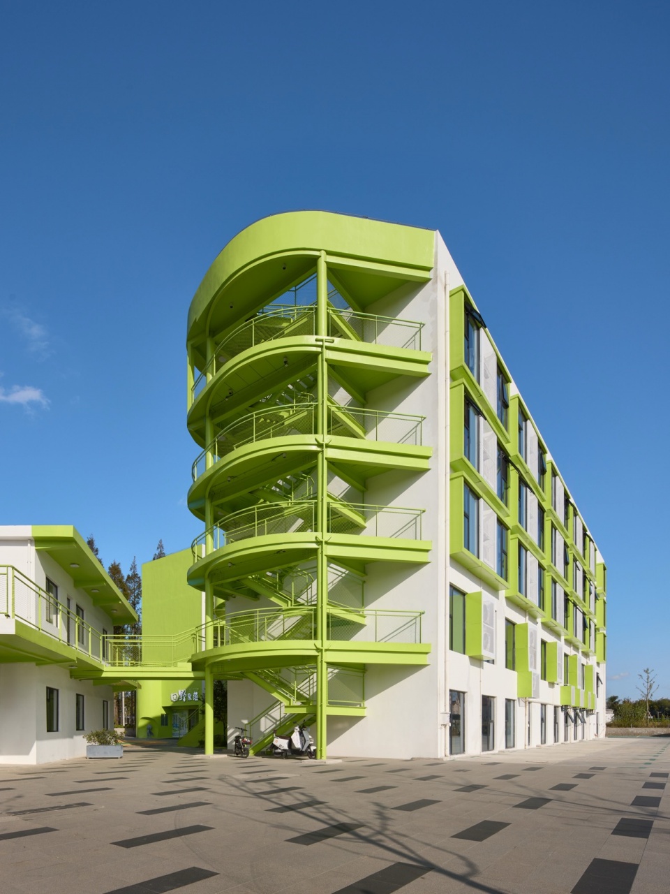 qunle village youth community by lm