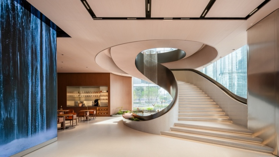 honor global flagship by various associates